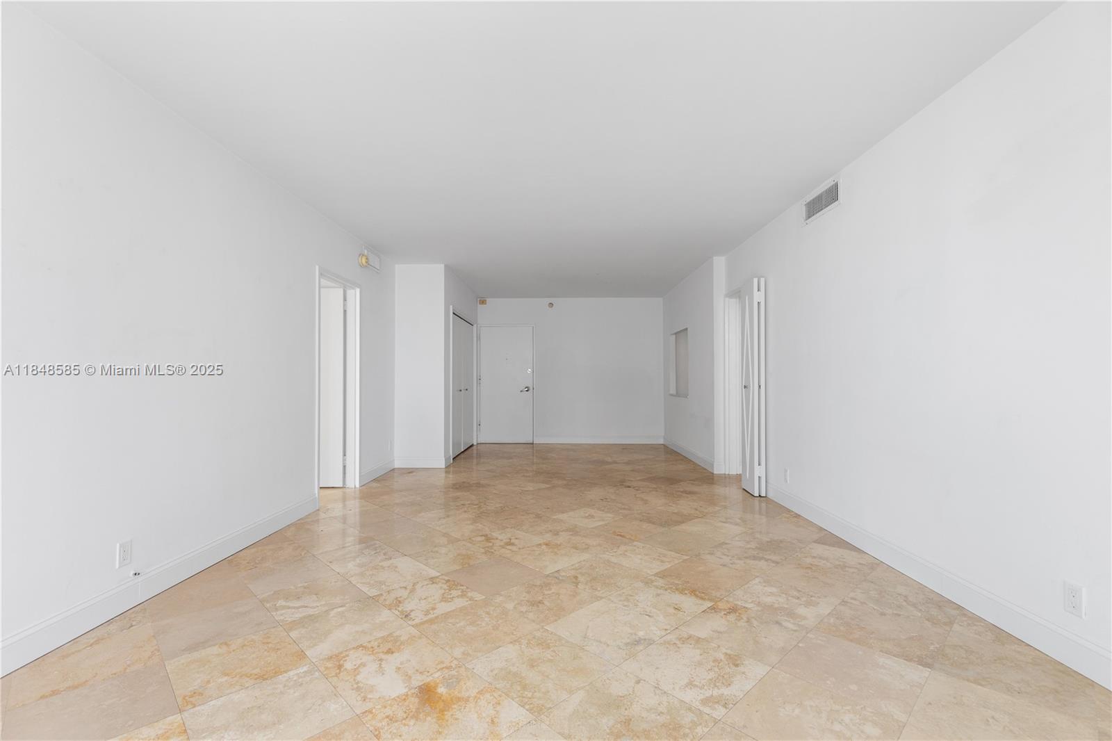 5700 Collins Ave # 10D