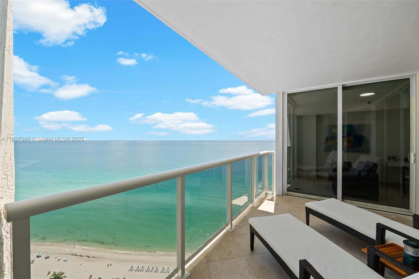 19111 Collins Ave # 2207
