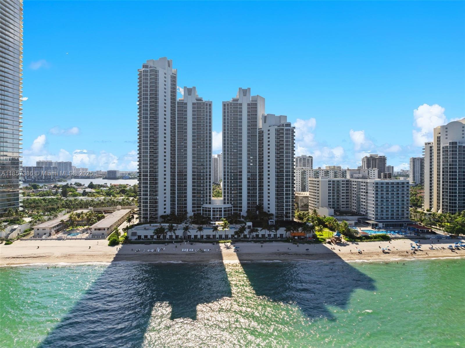 19111 Collins Ave # 2207