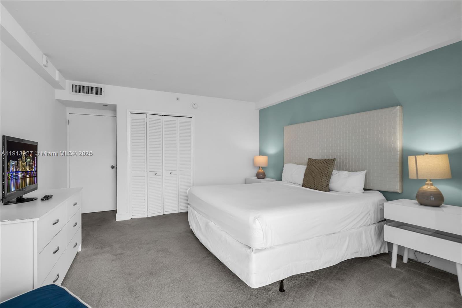 5101 Collins Ave # 12G