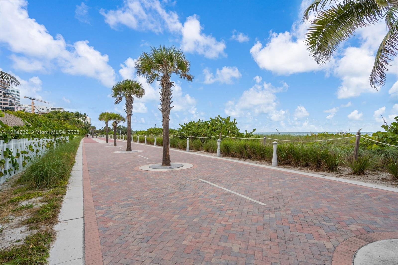 5101 Collins Ave # 12U