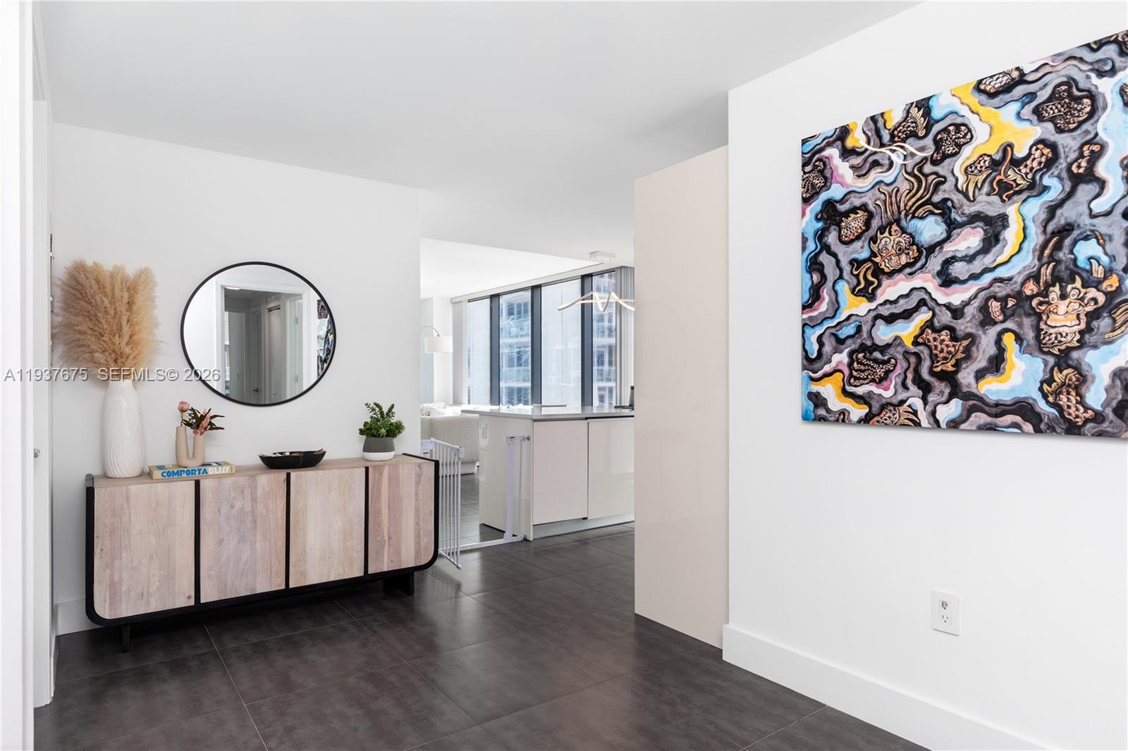 460 NE 28th St # 808