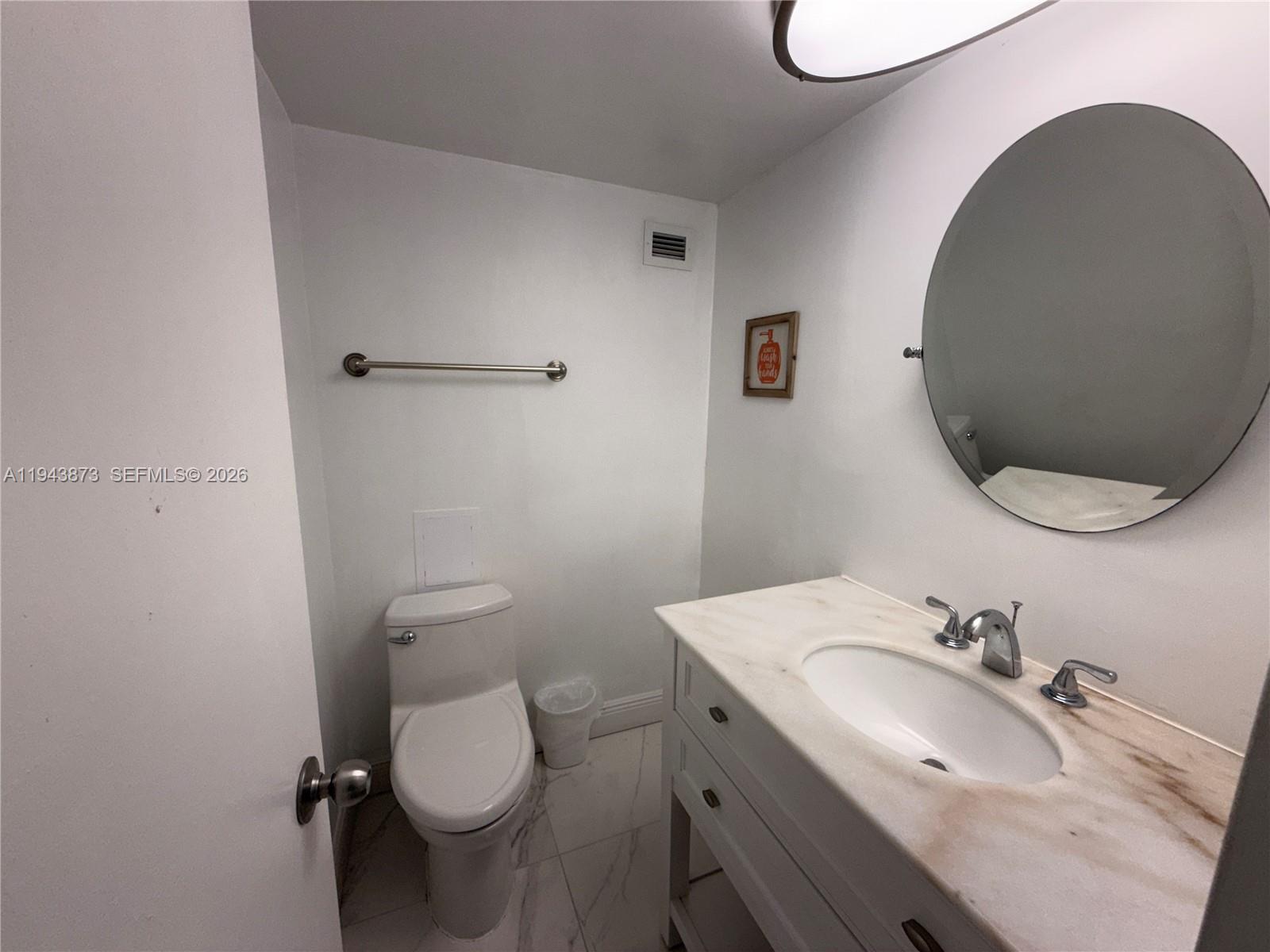 5101 Collins Ave # 12L