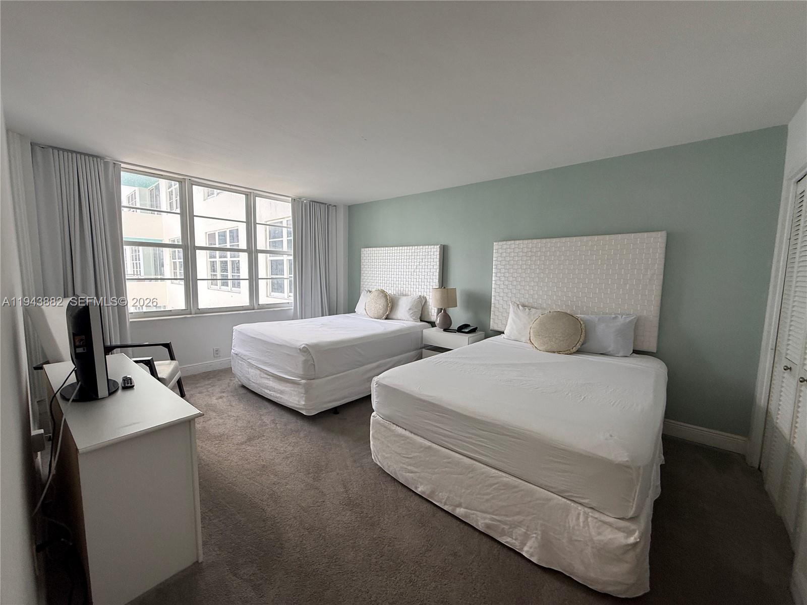 5101 Collins Ave # 12K