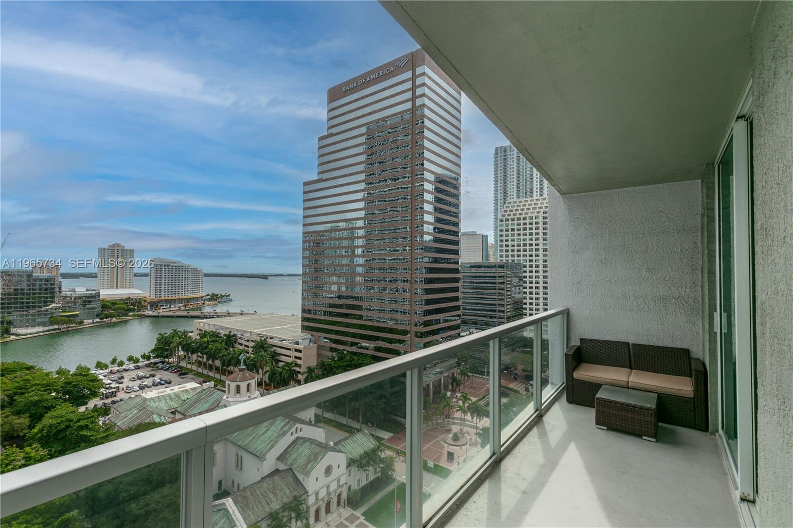 500 Brickell Ave # 1801