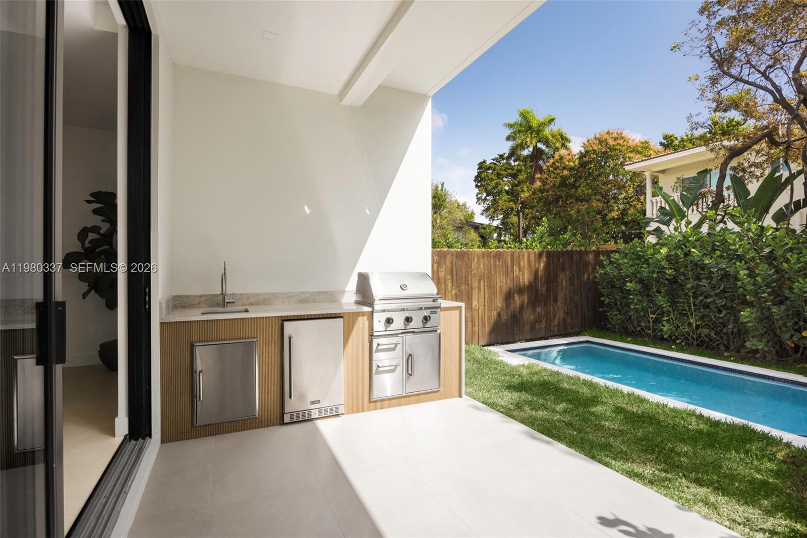 3113 Elizabeth Street