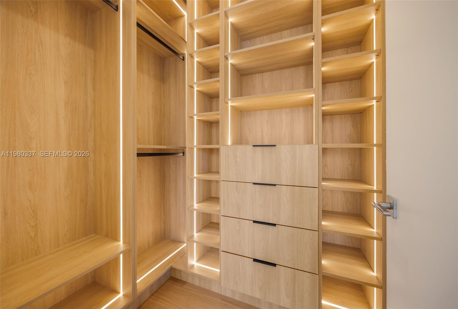 3113 Elizabeth Street