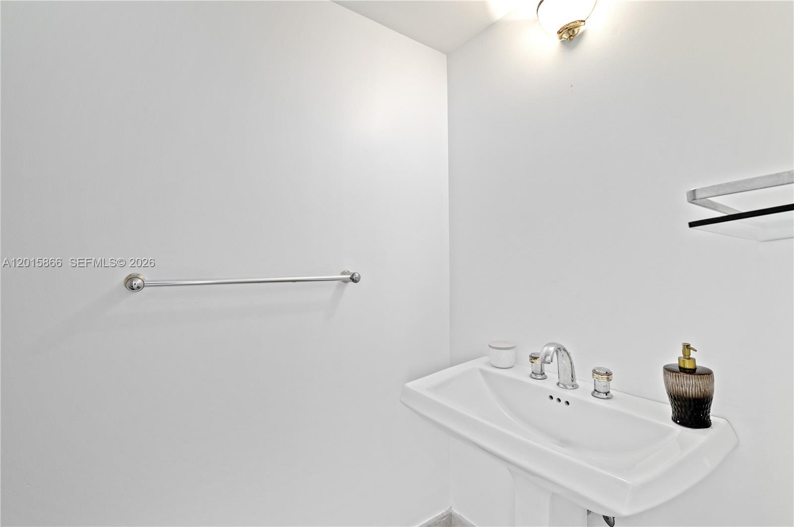 8925 Collins Ave # 9J
