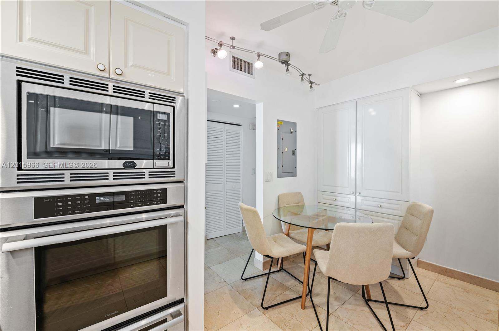 8925 Collins Ave # 9J