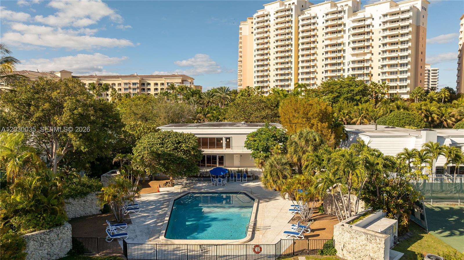 210 Sea View Dr # 207