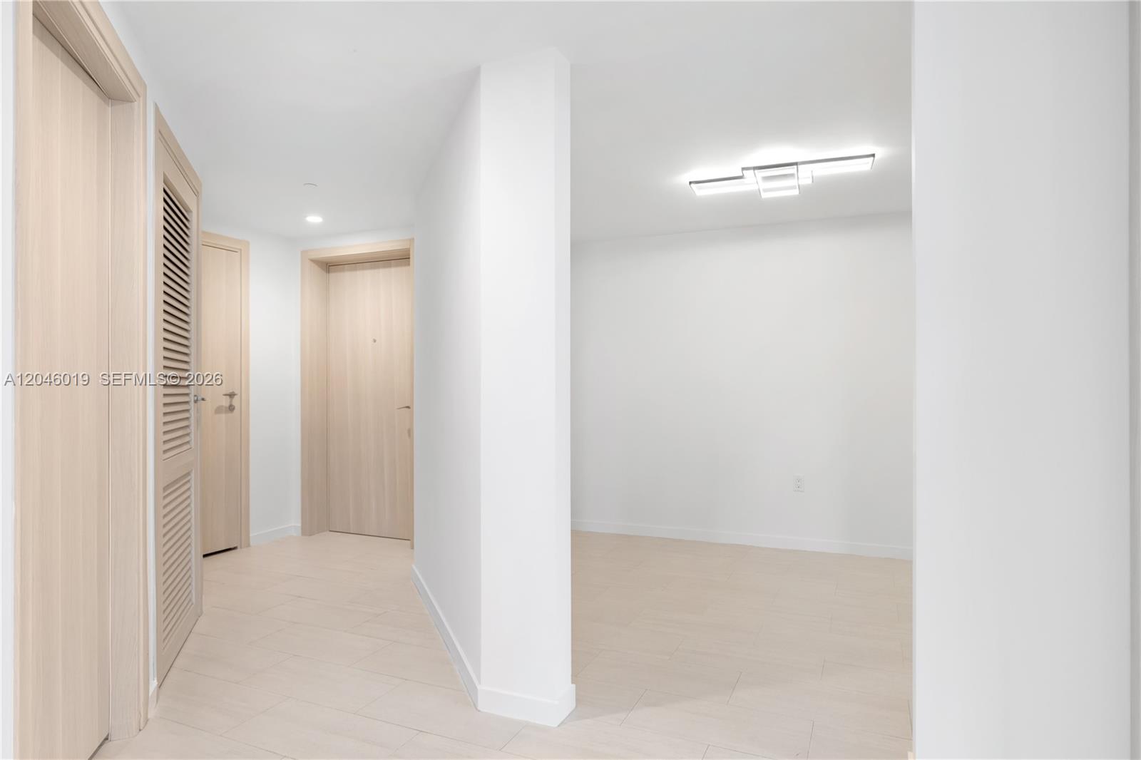 1000 Brickell Plz # 4015