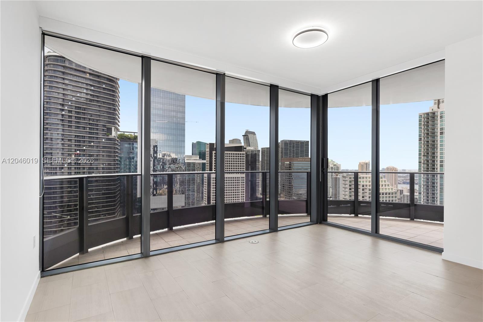 1000 Brickell Plz # 4015