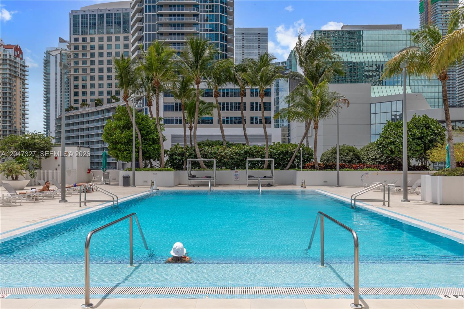 951 Brickell Ave # 1011