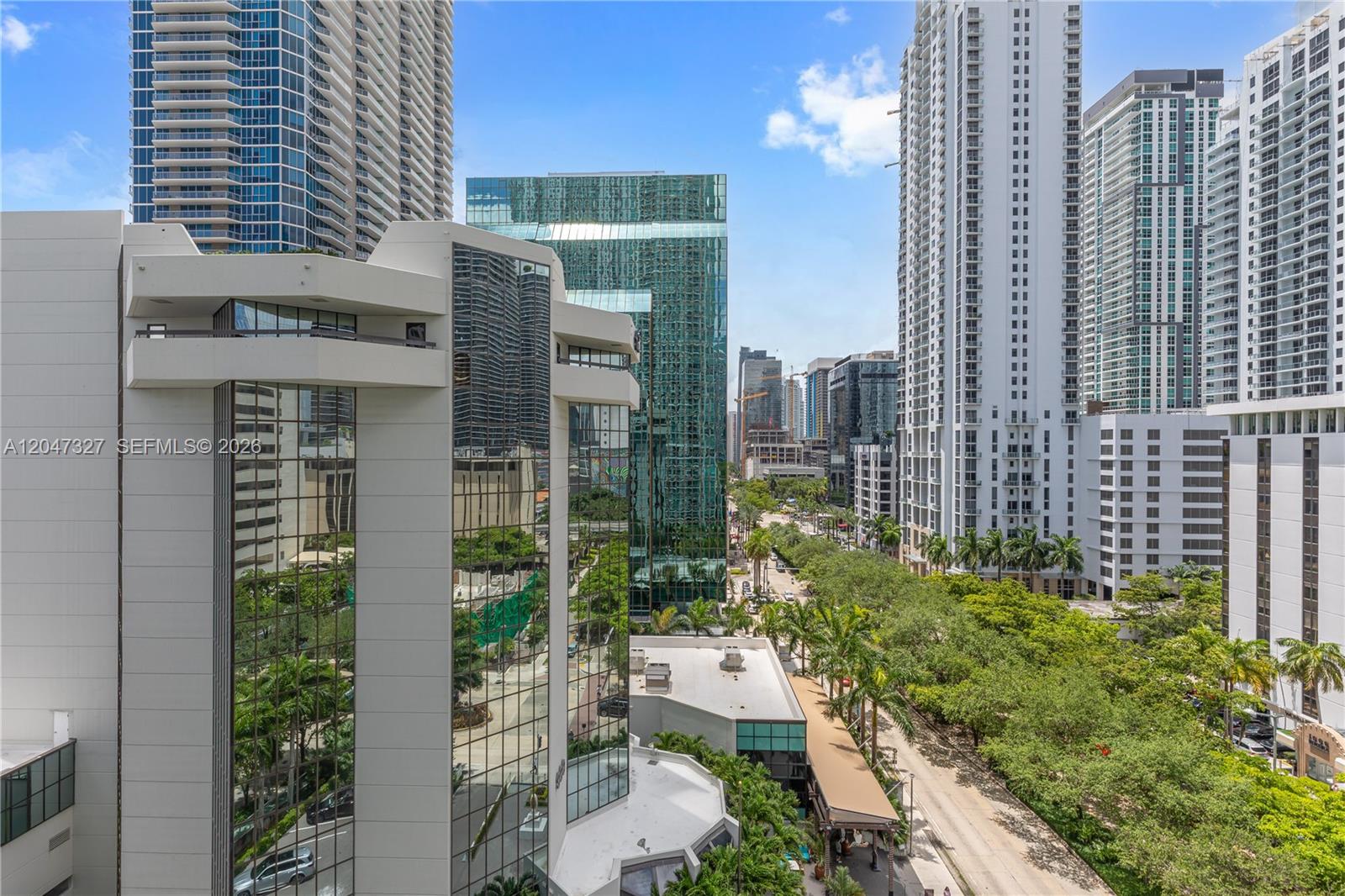 951 Brickell Ave # 1011