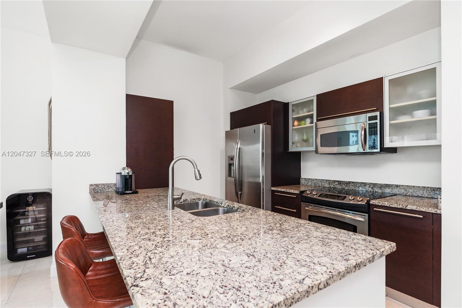 951 Brickell Ave # 1011