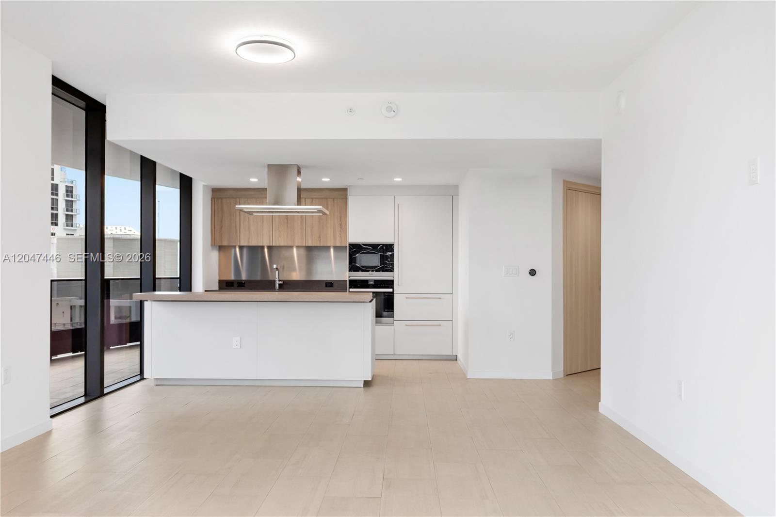 1000 Brickell Plz # 4015