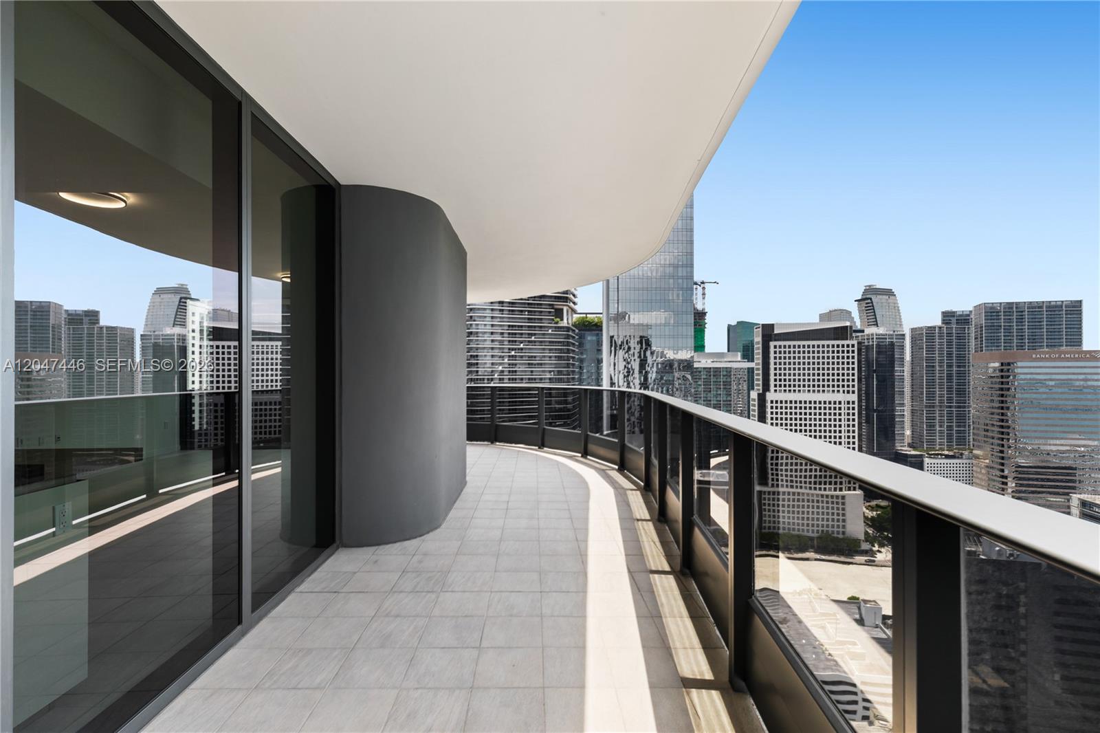 1000 Brickell Plz # 4015