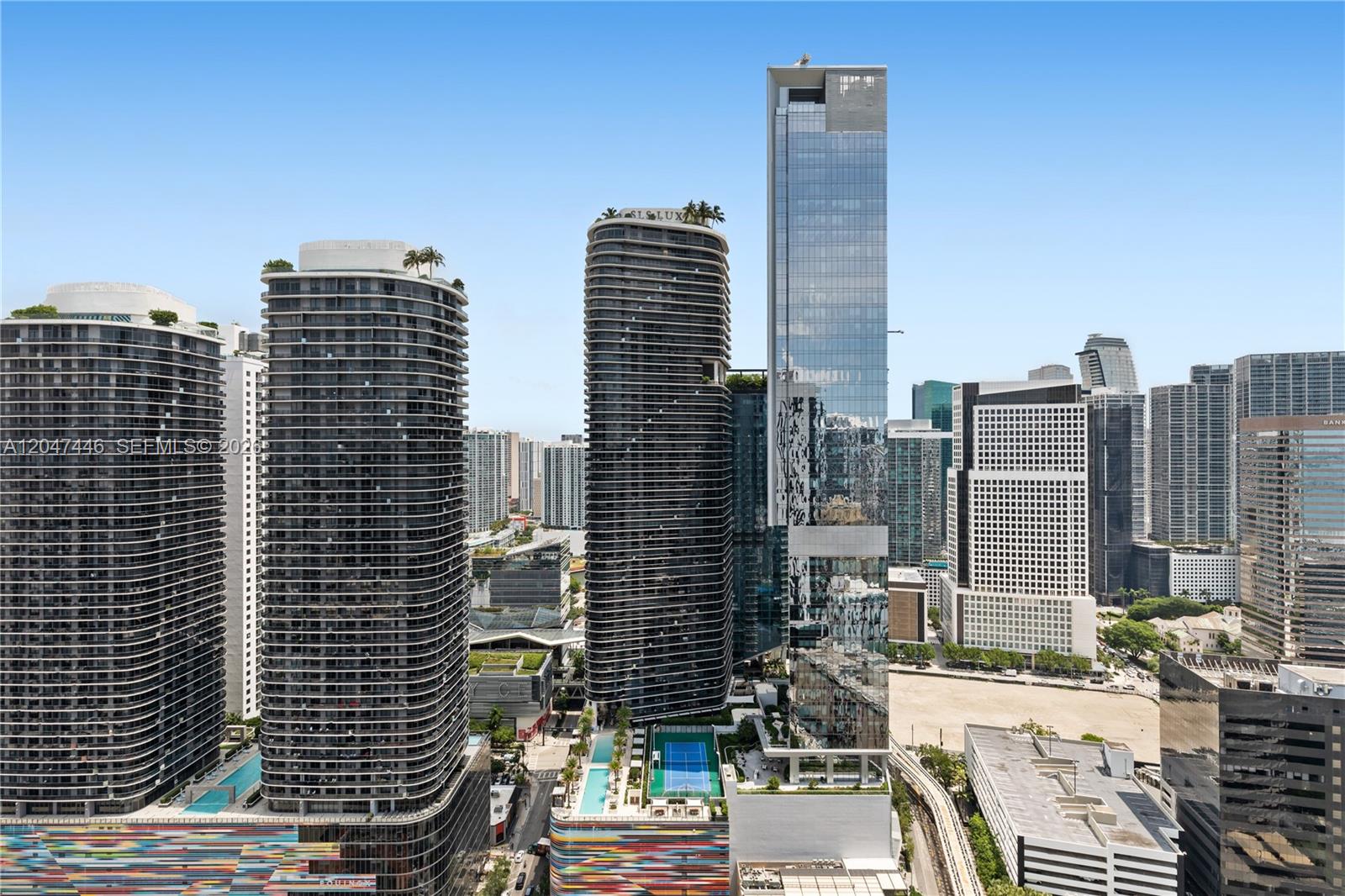 1000 Brickell Plz # 4015