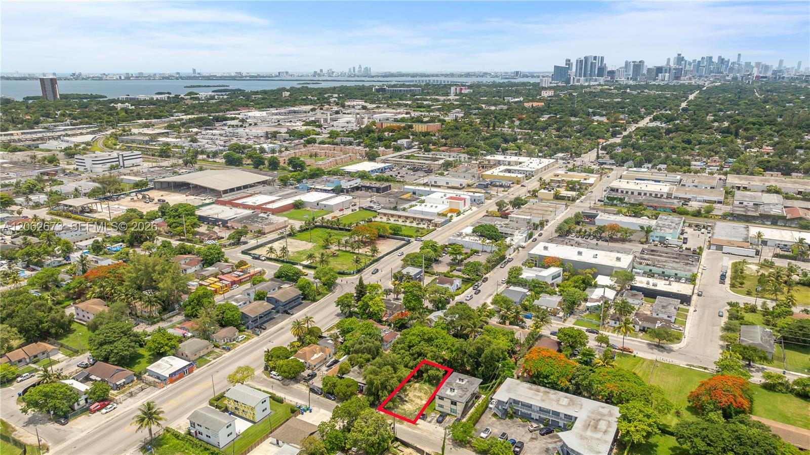 28 NW 76th St