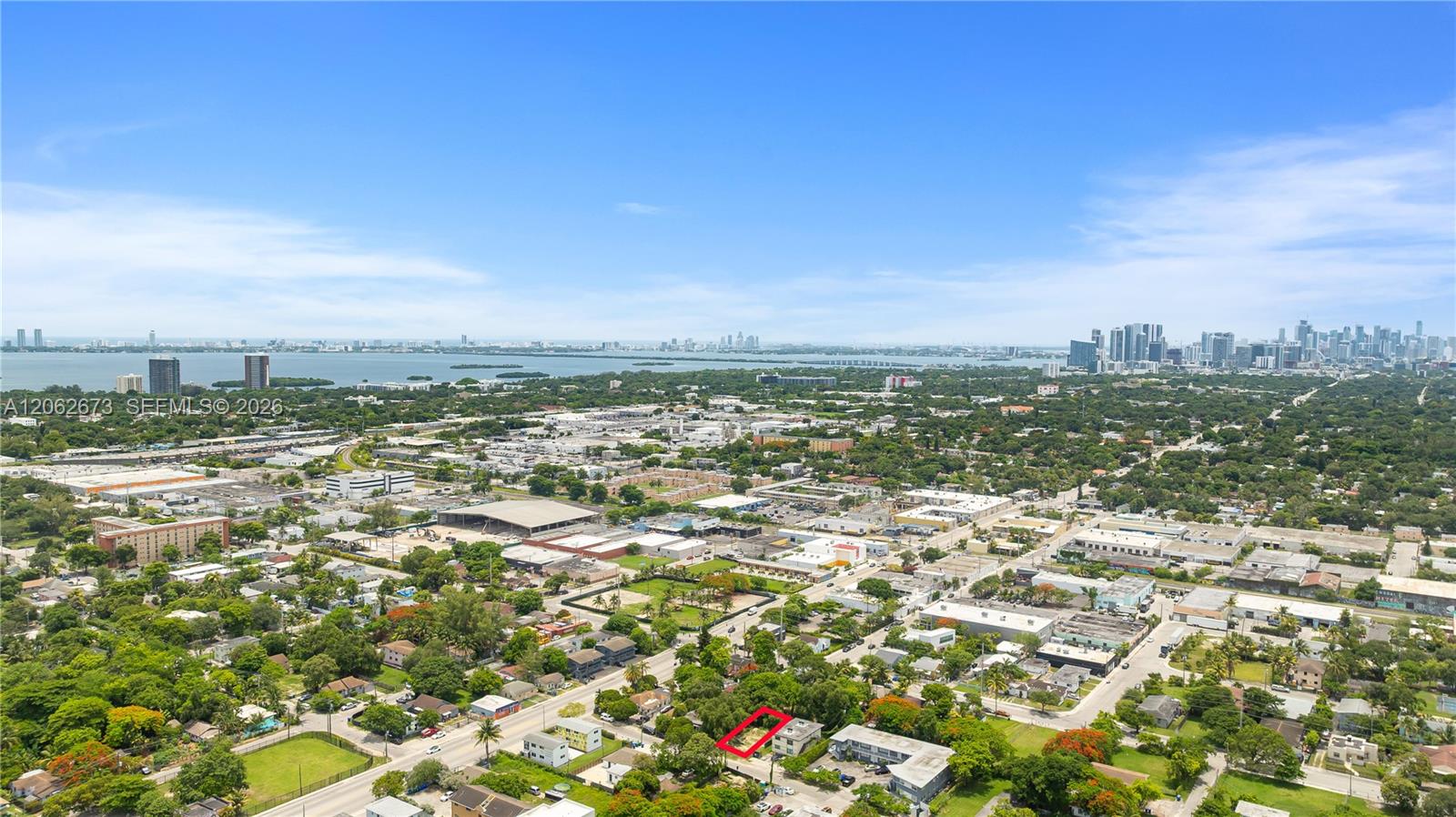 28 NW 76th St