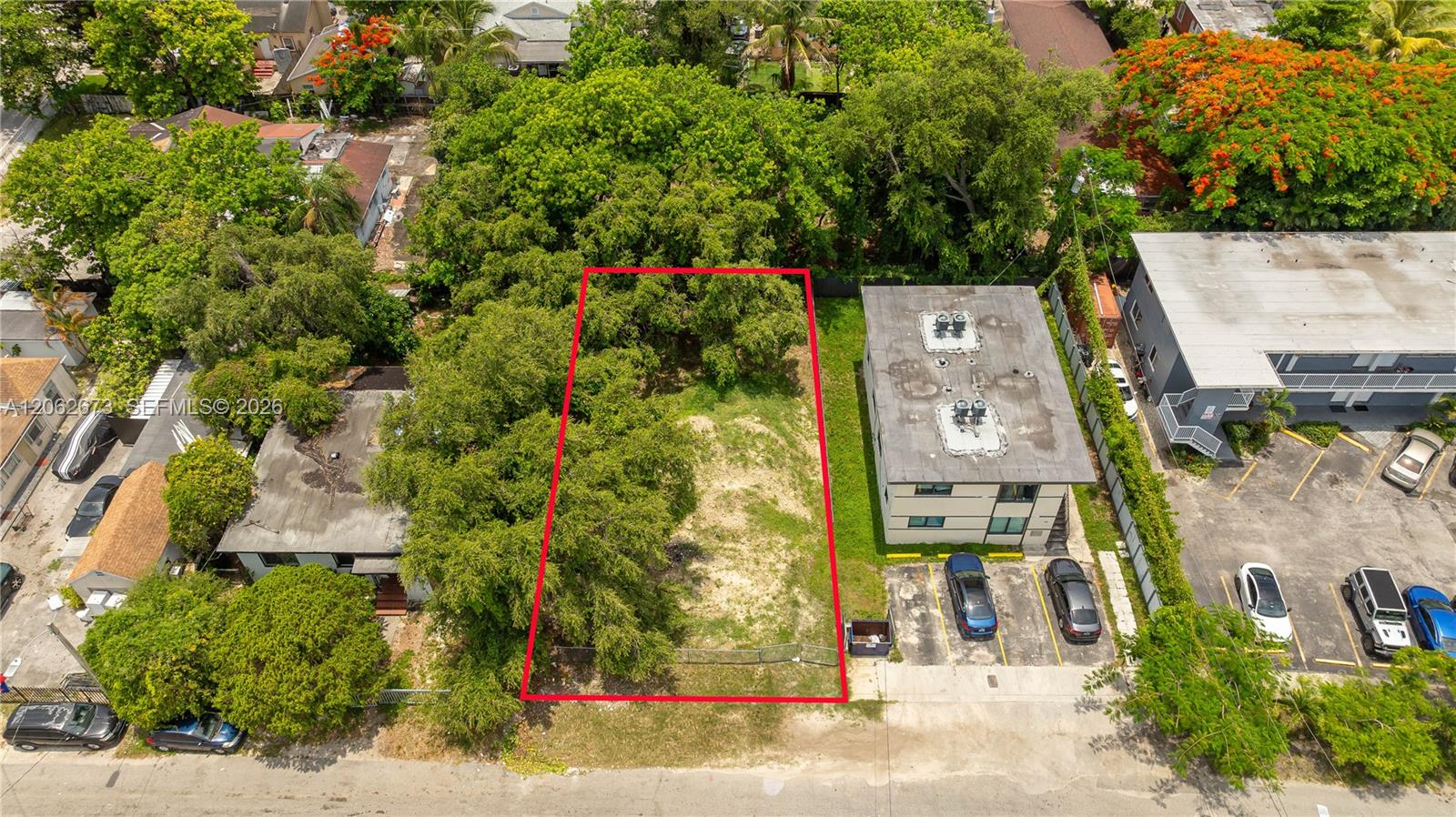 28 NW 76th St