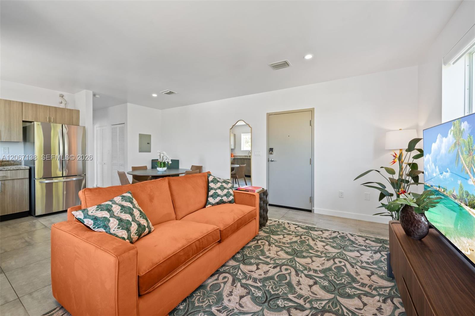 165 NW 39th St # 7