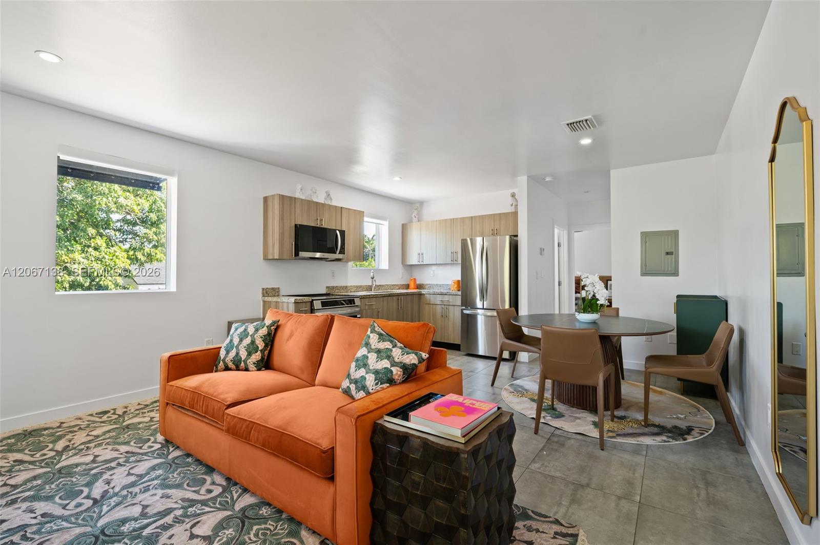165 NW 39th St # 7
