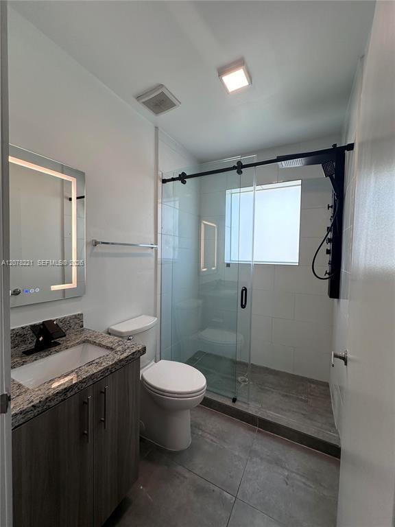 165 NW 39th St # 3