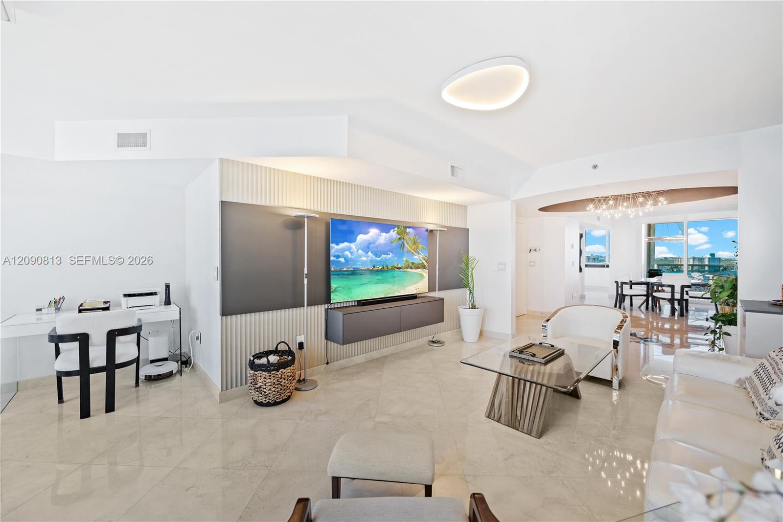 19111 Collins Ave # 2207