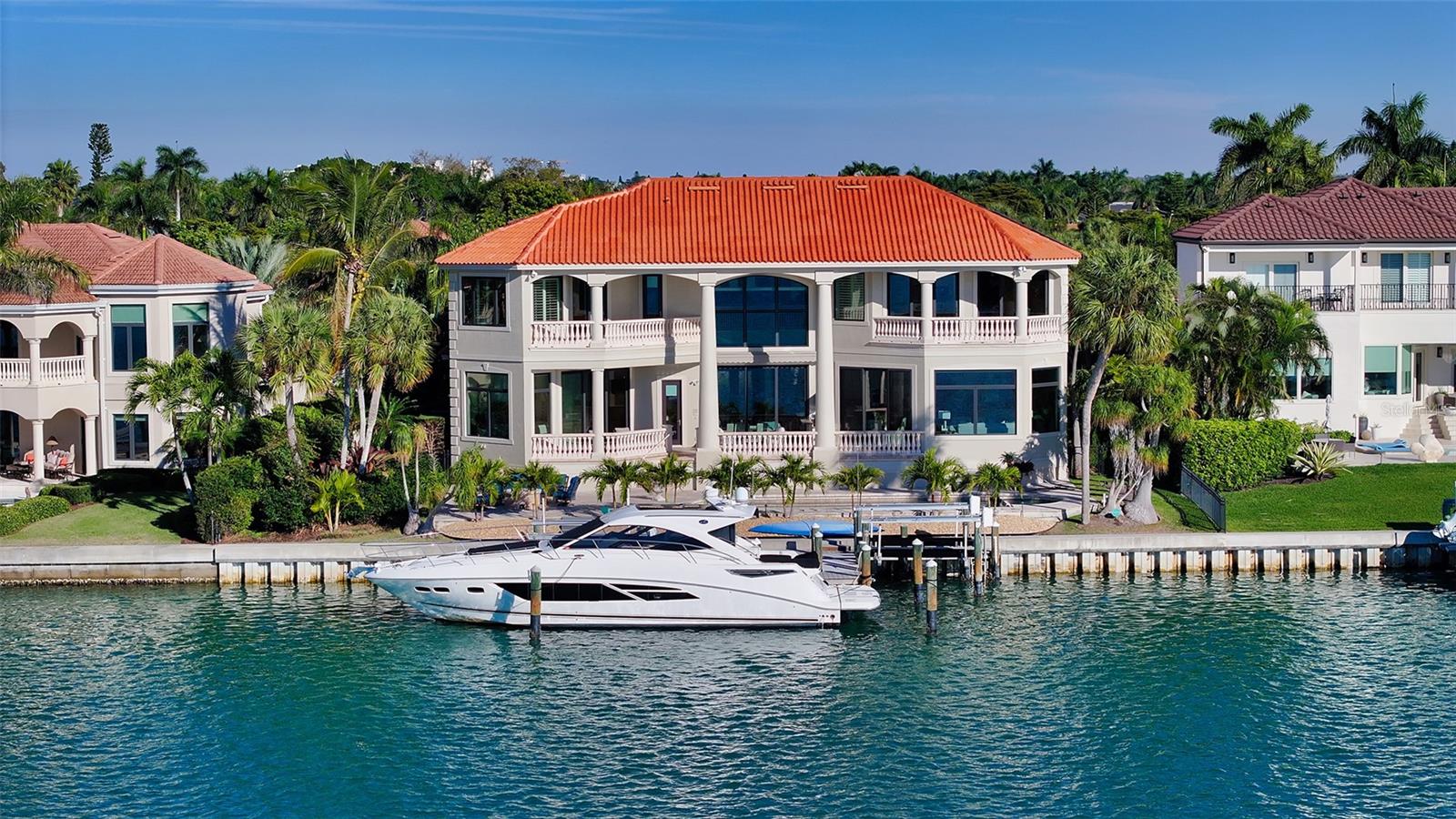 340 W ROYAL FLAMINGO DR