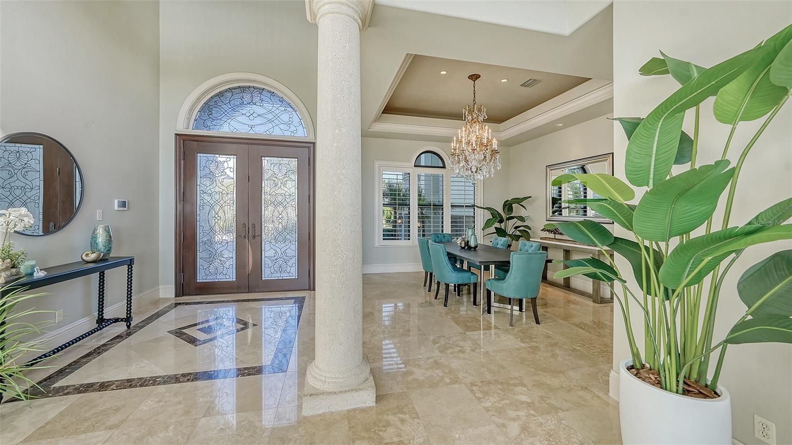 340 W ROYAL FLAMINGO DR