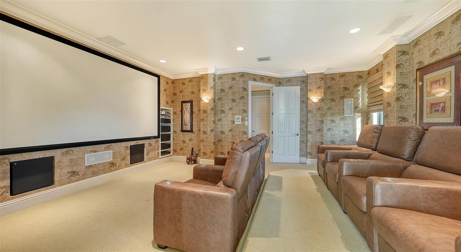 340 W ROYAL FLAMINGO DR