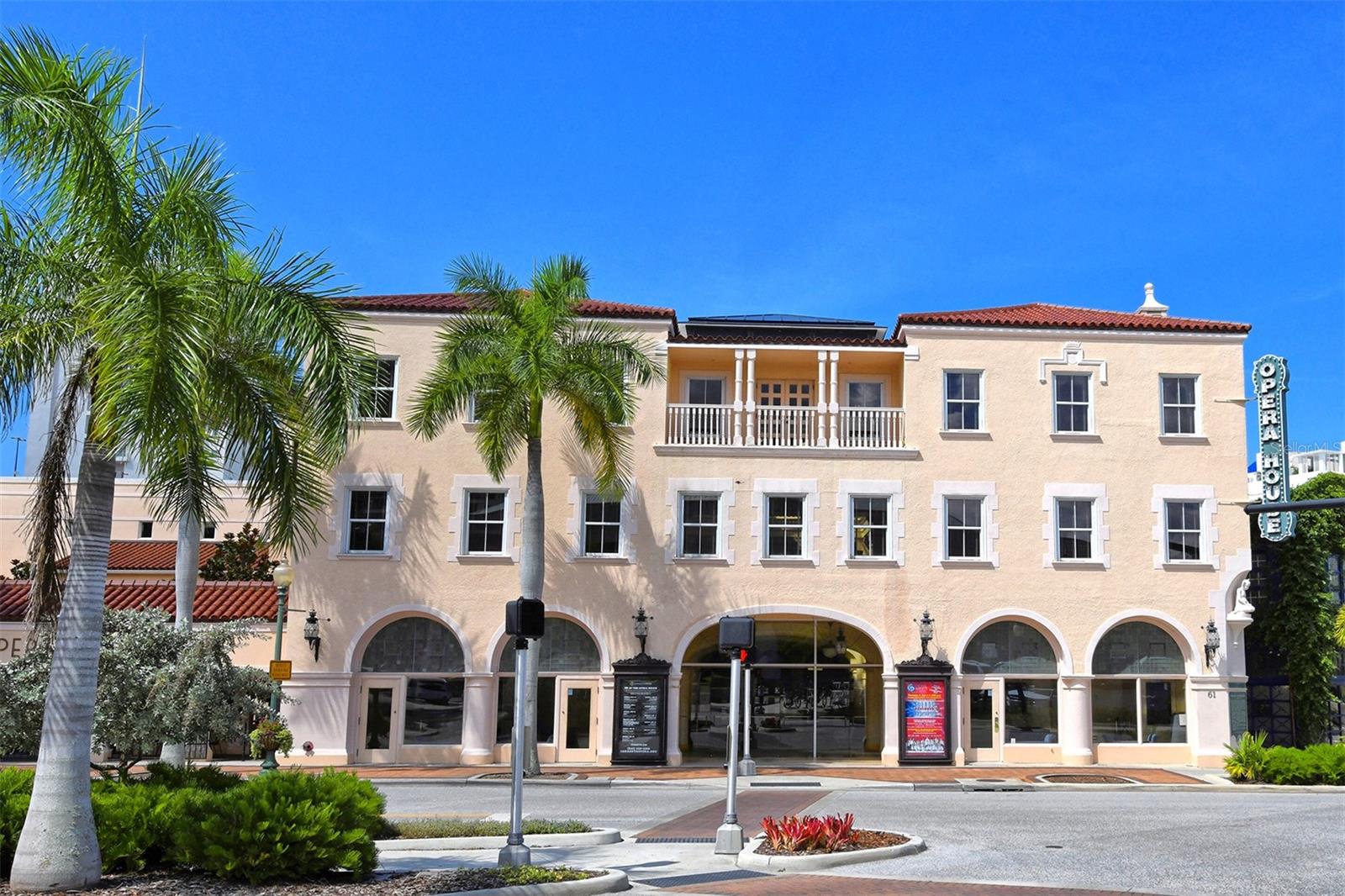 111 S PINEAPPLE AVE #613