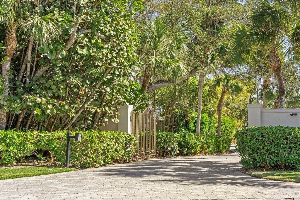 1776 CASEY KEY RD