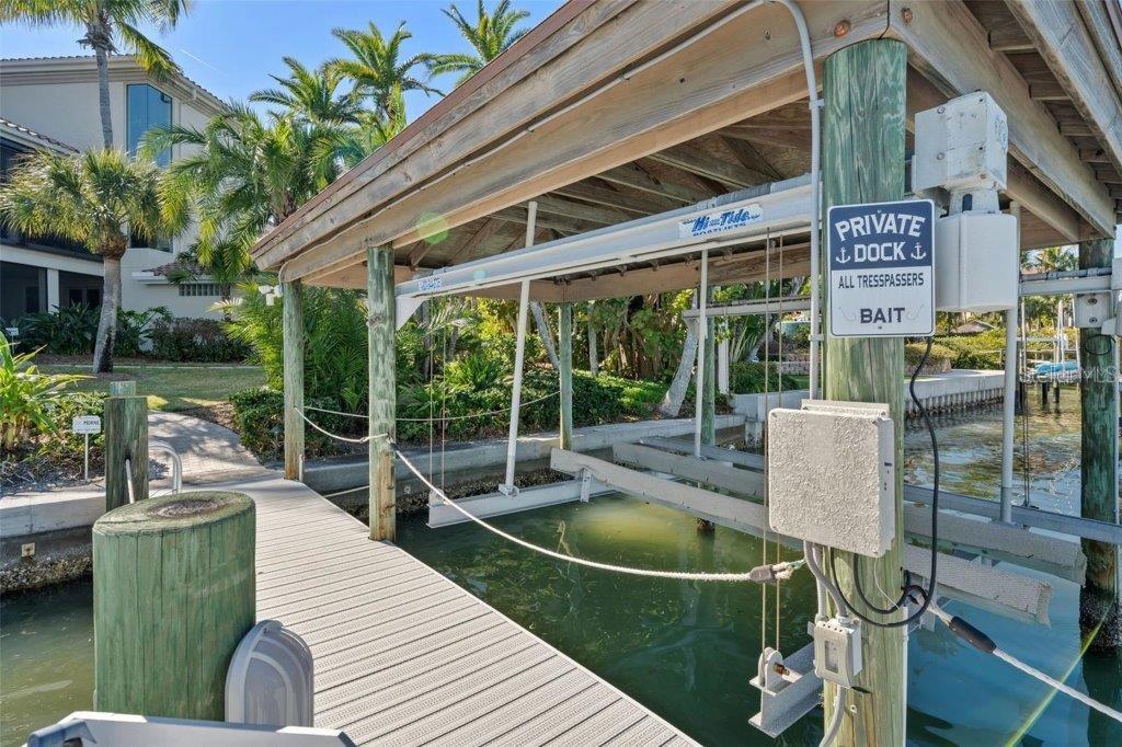 1776 CASEY KEY RD