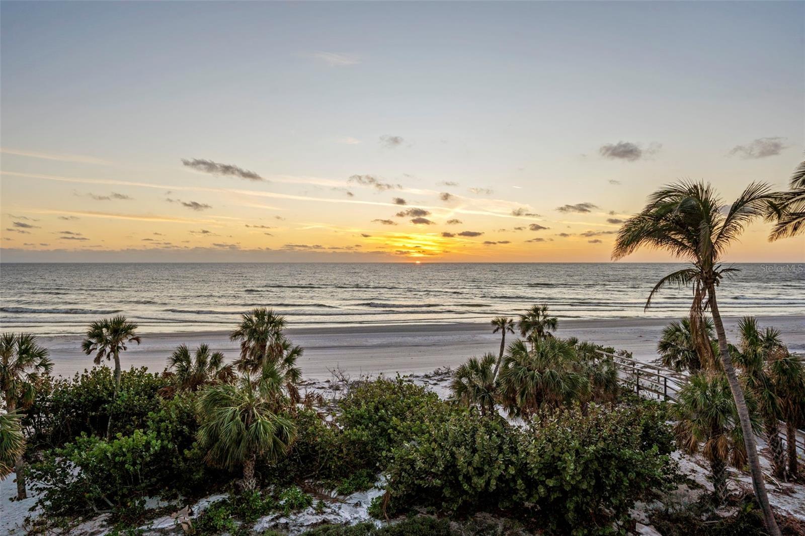 801 LONGBOAT CLUB RD