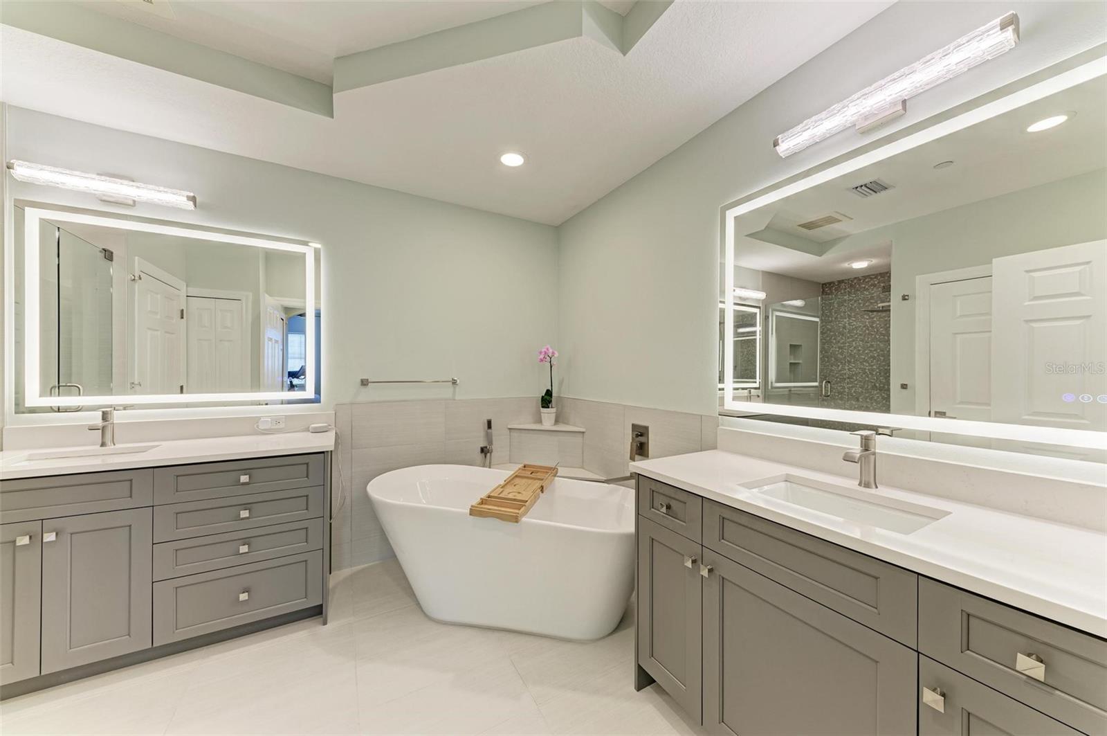 5591 CANNES CIR #403