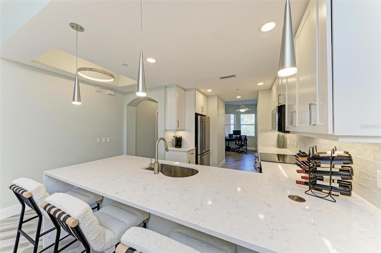 5591 CANNES CIR #403