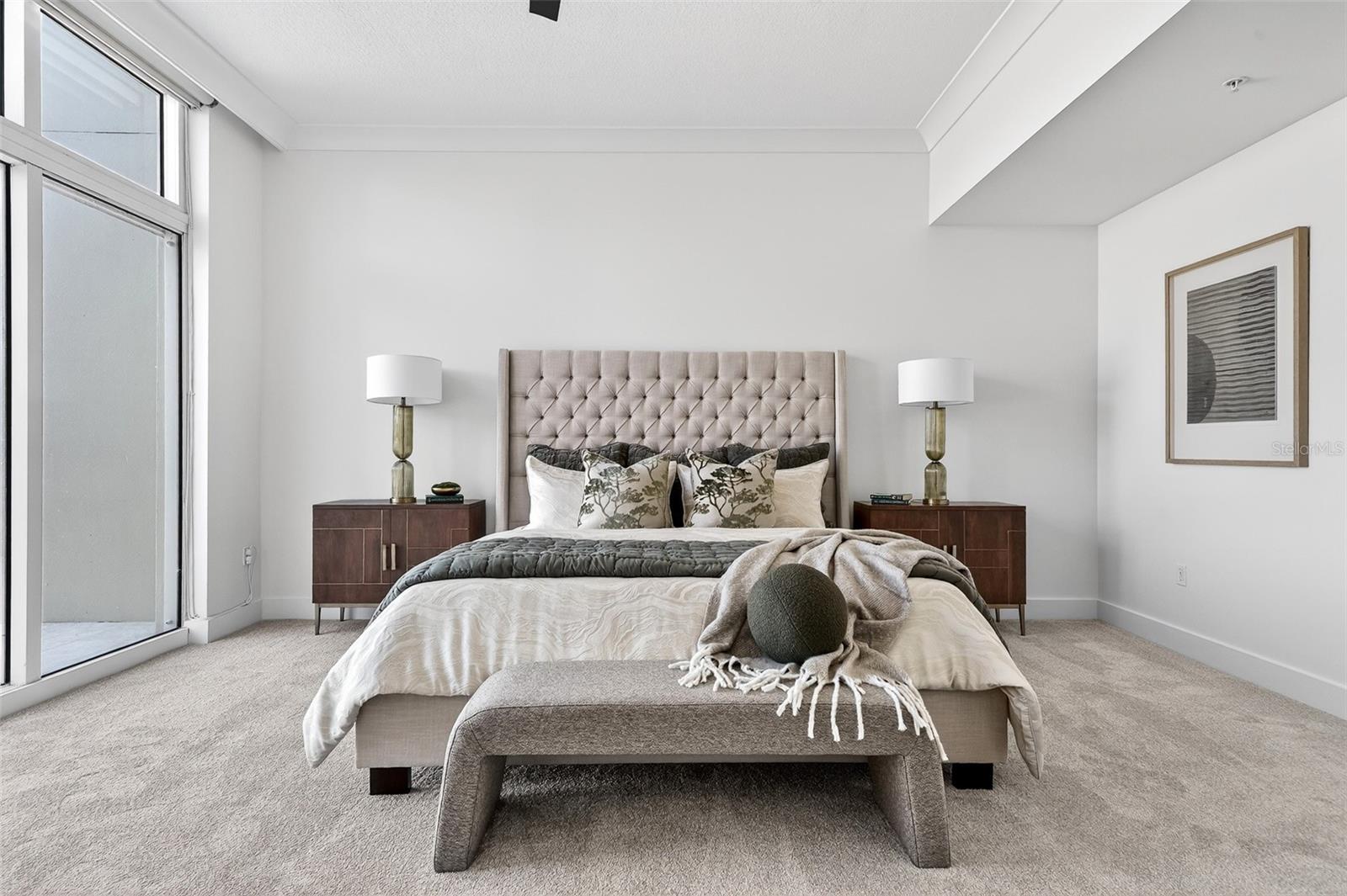 1350 MAIN ST #1703