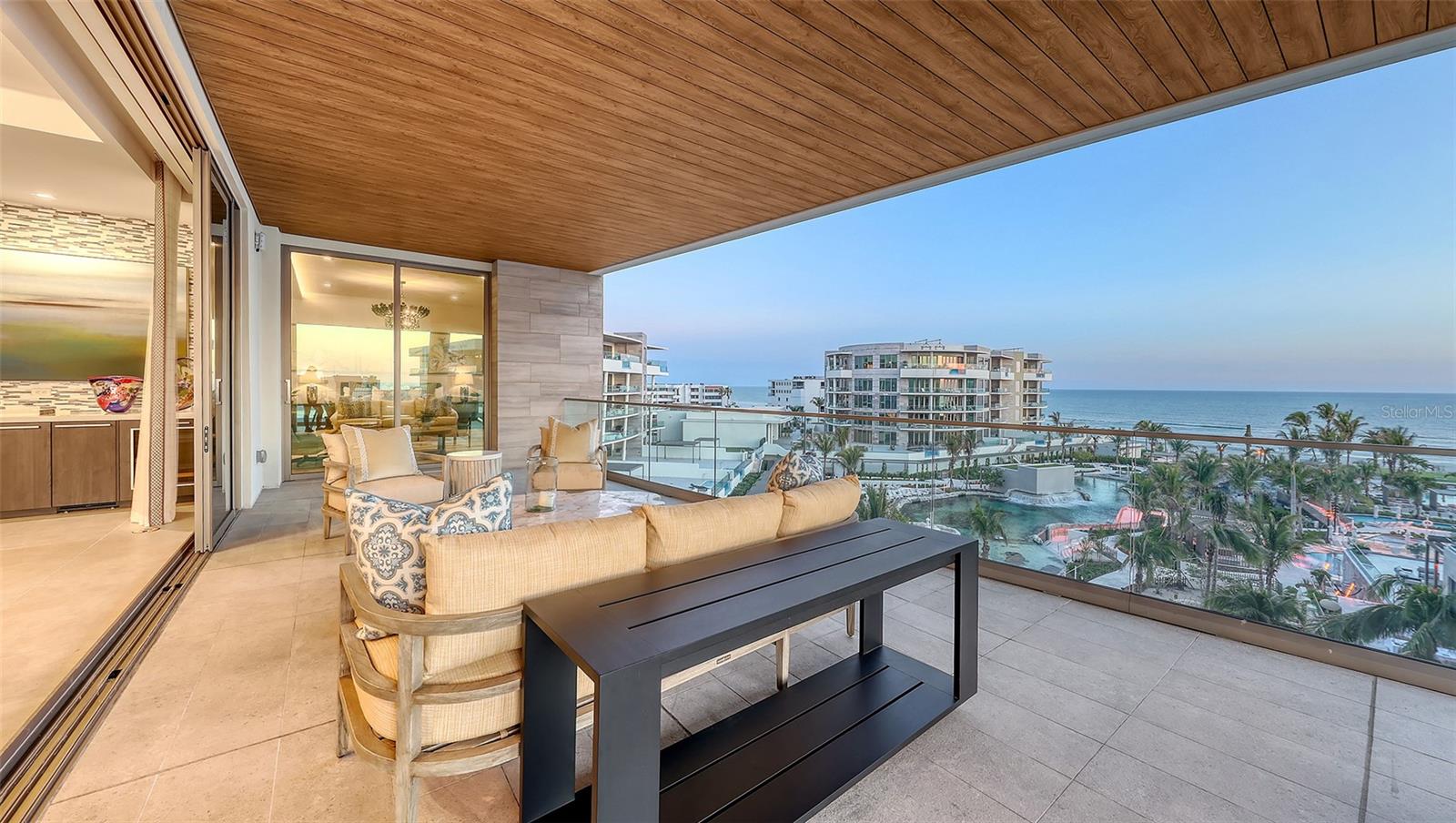 1591 GULF OF MEXICO DR #511