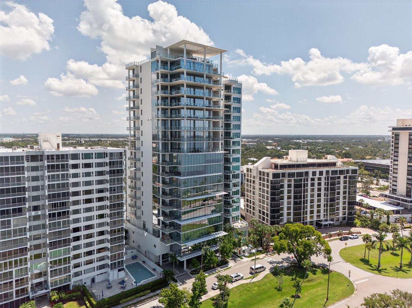 605 S GULFSTREAM AVE #5S