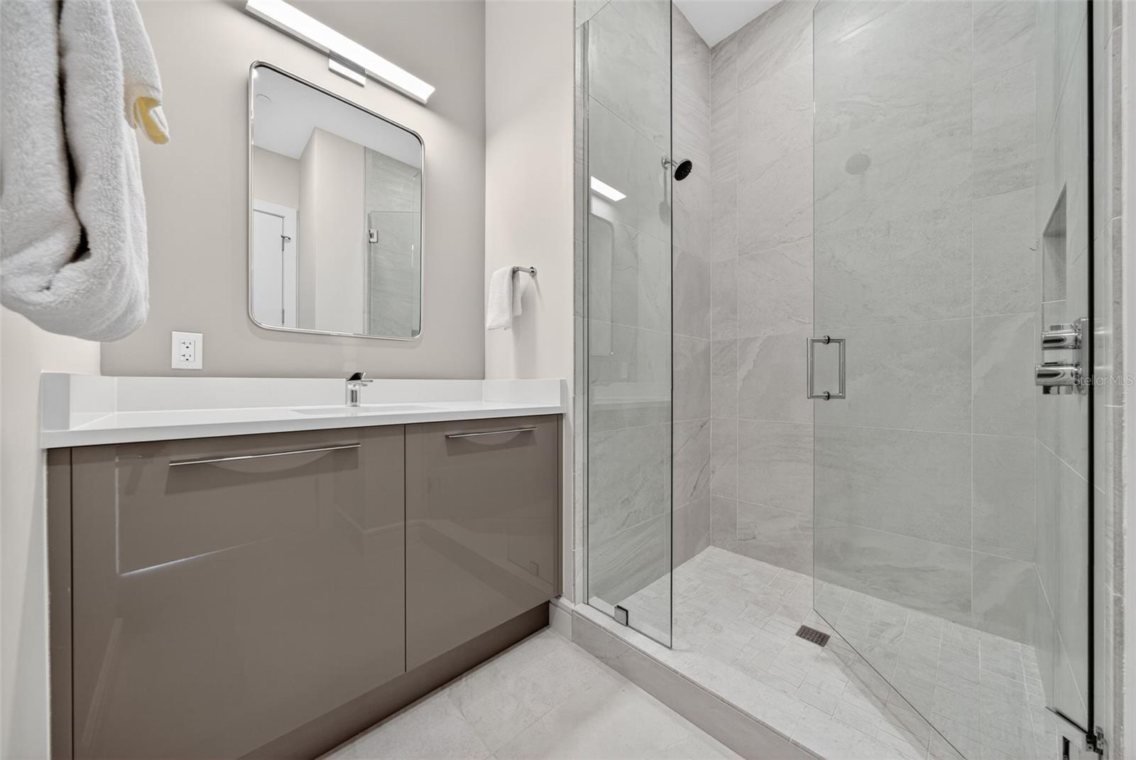 605 S GULFSTREAM AVE #5S