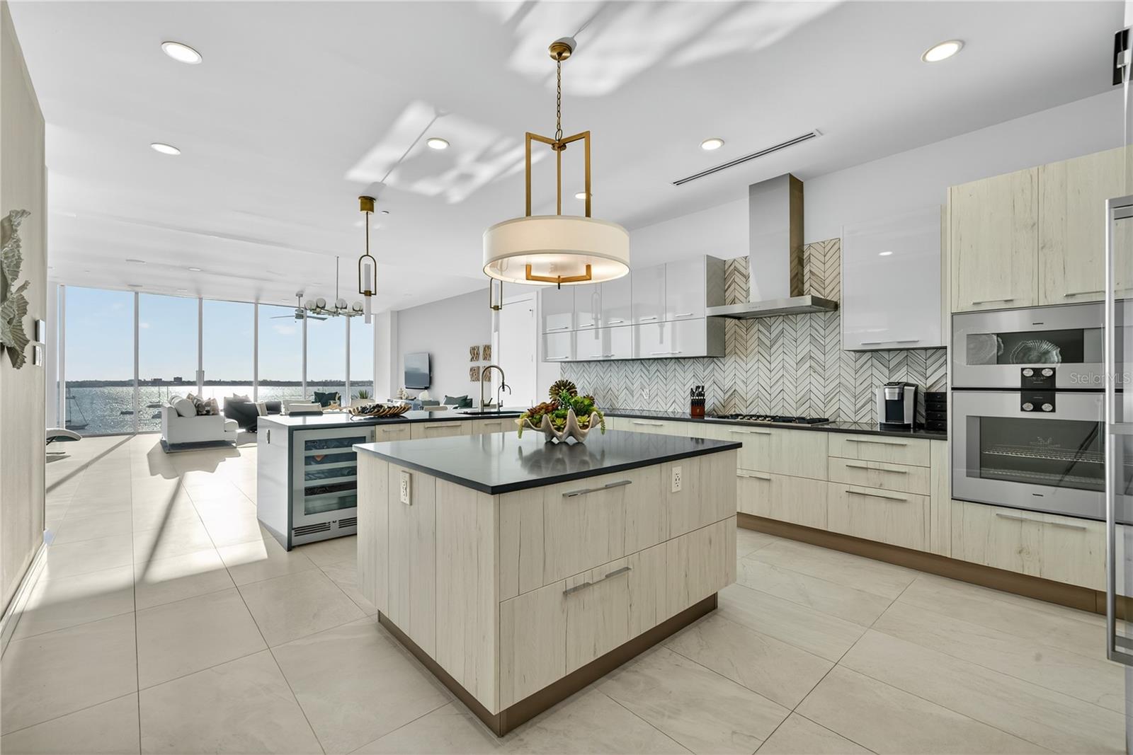 605 S GULFSTREAM AVE #5S