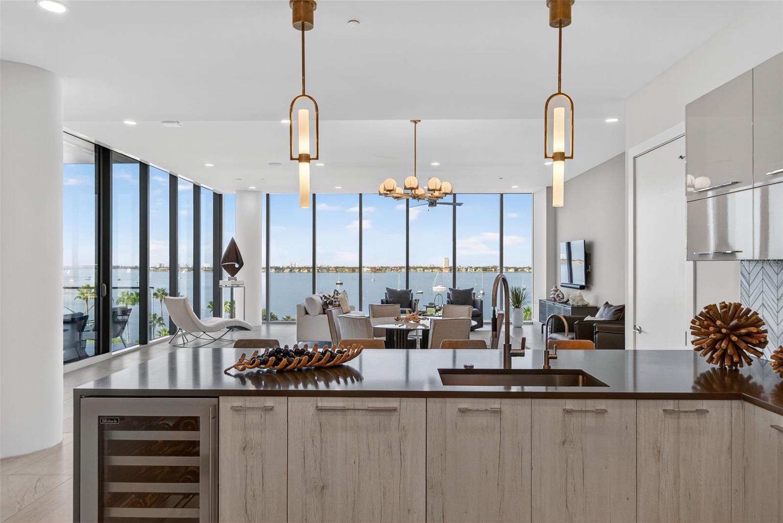 605 S GULFSTREAM AVE #5S