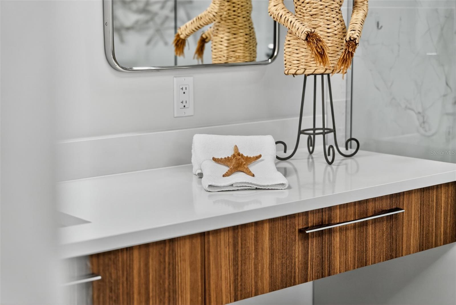 605 S GULFSTREAM AVE #5S