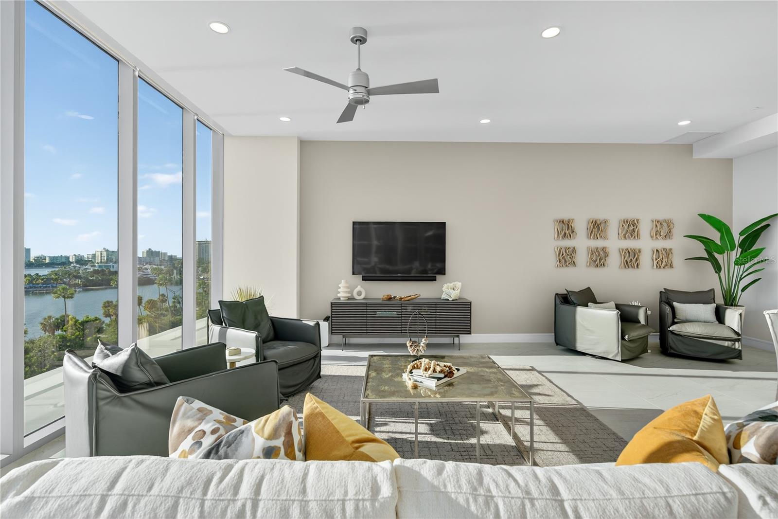 605 S GULFSTREAM AVE #5S