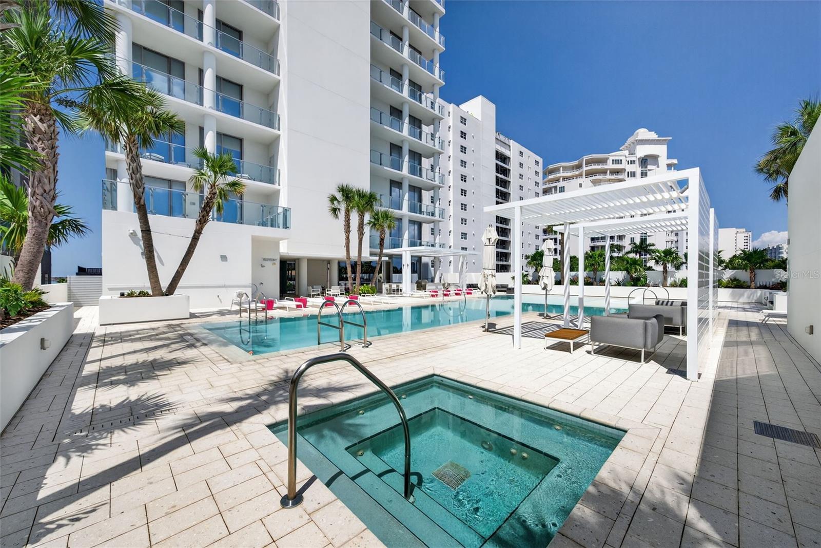 605 S GULFSTREAM AVE #5S