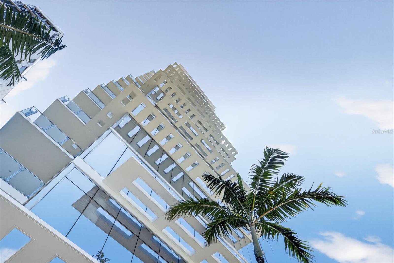 605 S GULFSTREAM AVE #5S