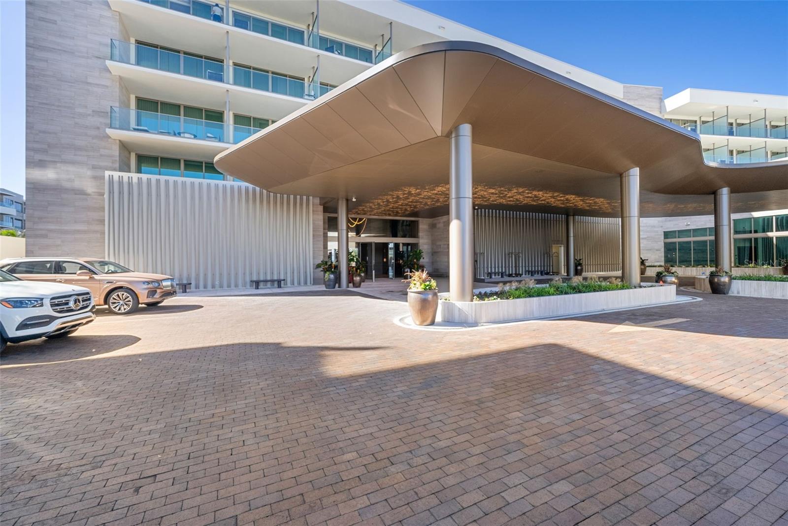 1591 GULF OF MEXICO DR #216