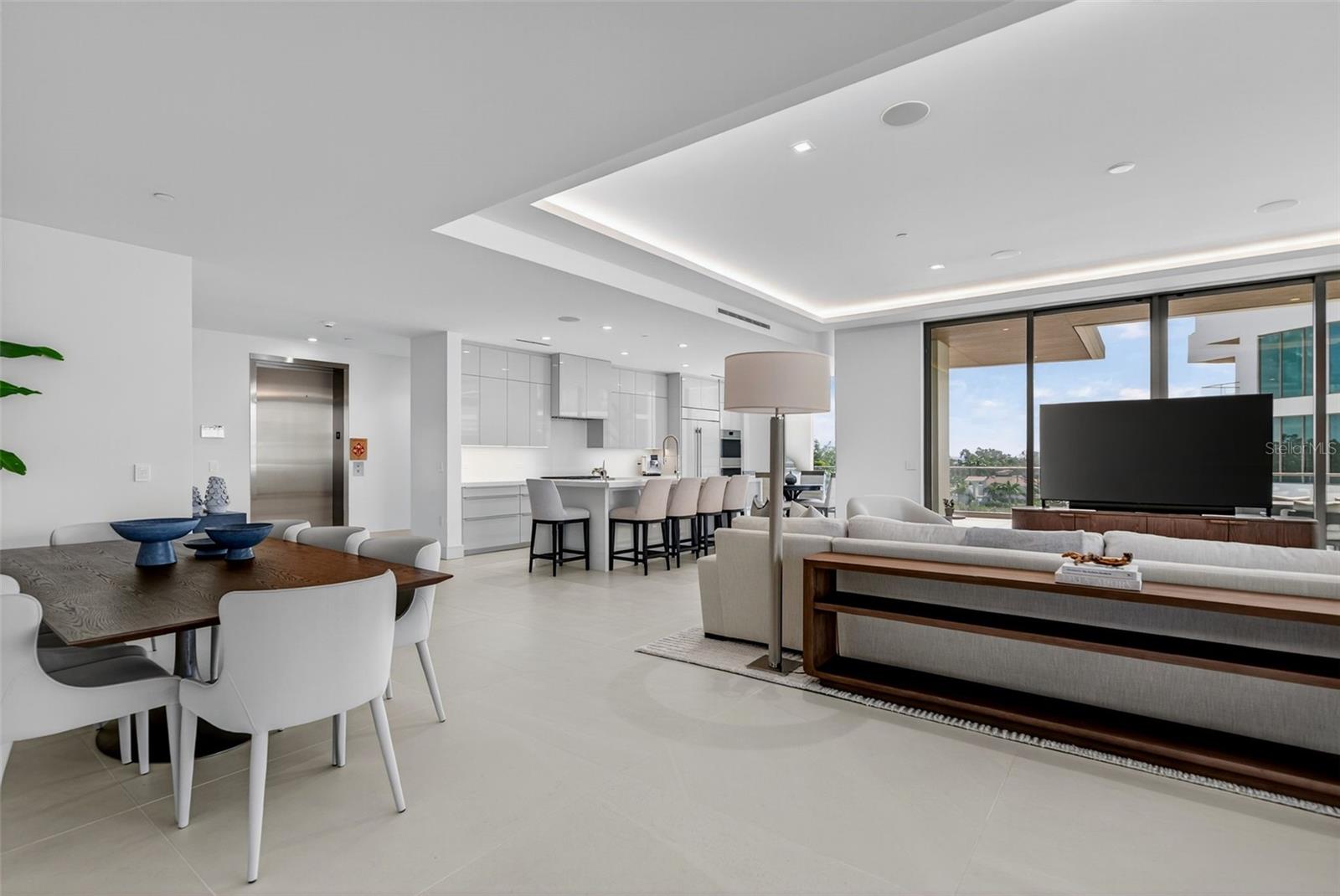 1591 GULF OF MEXICO DR #410